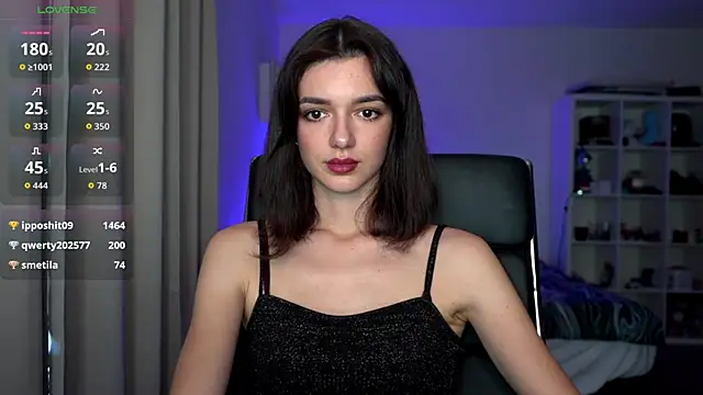 Snapshot of olivia_jeas chatting on 09/08/25, 10:42 olivia jeas online show from 09/08/25, 10:42