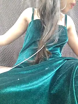 Snapshot of Roshni_98 chatting on 02/20/25, 05:23 Roshni 98 online show from 02/20/25, 05:23