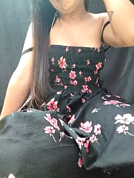 Snapshot of Roshni_98 chatting on 09/21/25, 04:36 Roshni 98 online show from 09/21/25, 04:36