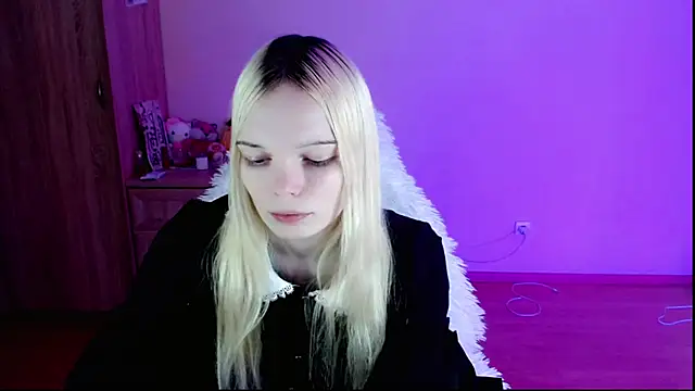 Emily Nyaffee online show from 01/25/25, 09:46