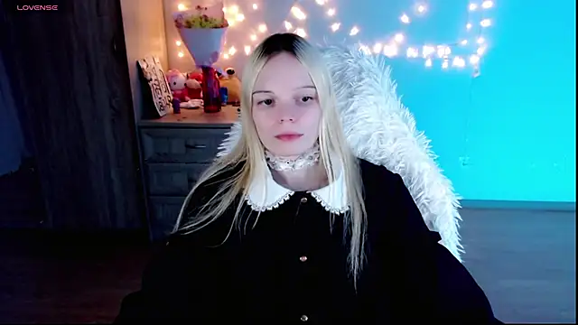 Emily Nyaffee online show from 02/22/25, 03:12