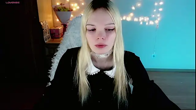 Emily Nyaffee online show from 02/24/25, 10:36