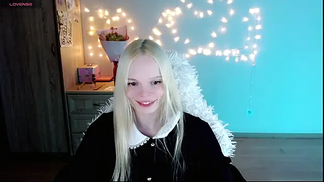 Emily Nyaffee online show from 03/04/25, 11:22