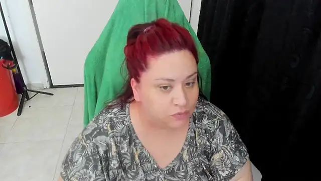 Snapshot of anacohen chatting on 09/17/25, 06:53 anacohen online show from 09/17/25, 06:53