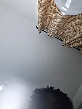 hornycreamybabe online show from 09/24/25, 12:30