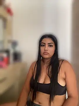 NatashaBrown12 online show from 05/07/26, 07:19