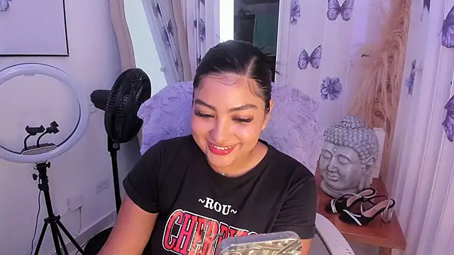 NatashaBrown12 online show from 06/05/26, 06:13