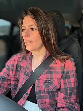 LadyLena1 online show from 01/05/25, 04:16