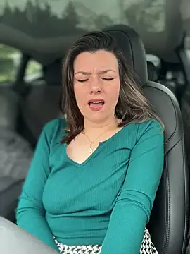 LadyLena1 online show from 01/05/25, 09:14