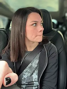 LadyLena1 online show from 01/07/25, 06:24