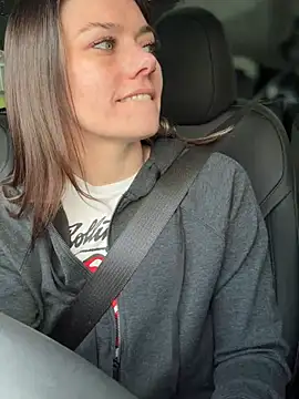 LadyLena1 online show from 02/09/25, 12:06