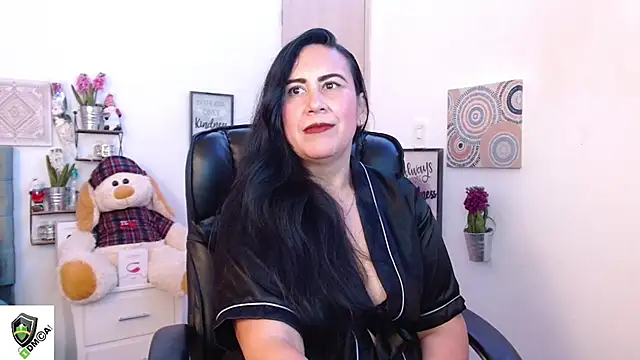 amalia brunette online show from 12/05/24, 11:07