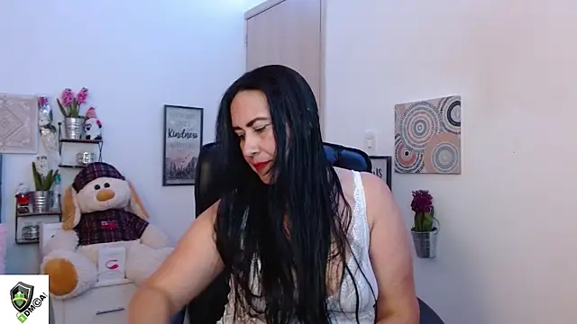 amalia brunette online show from 12/06/24, 11:03