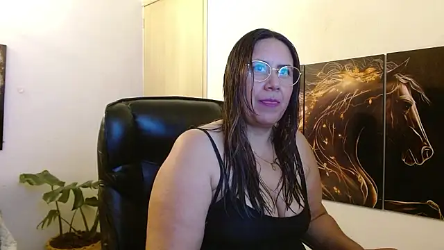 amalia brunette online show from 03/18/26, 07:33