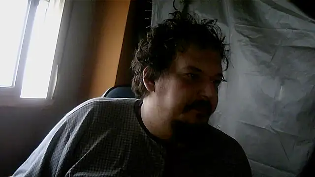 porkorossy online show from 12/18/25, 08:09