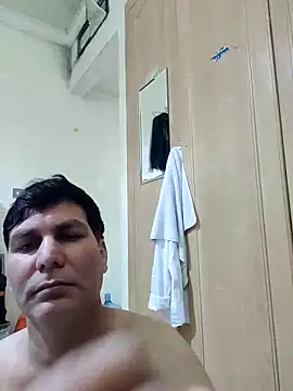 ZIMMY25 online show from 04/18/26, 06:50