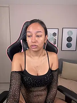 DianaHopson online show from 02/28/25, 09:47