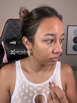 DianaHopson online show from 03/01/25, 10:24