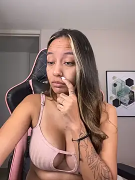 DianaHopson online show from 10/07/25, 11:29