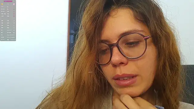 Snapshot of irinasweet27 chatting on 12/05/24, 11:27 irinasweet27 online show from 12/05/24, 11:27