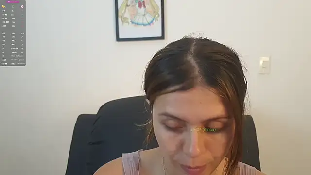 Snapshot of irinasweet27 chatting on 01/10/25, 01:53 irinasweet27 online show from 01/10/25, 01:53