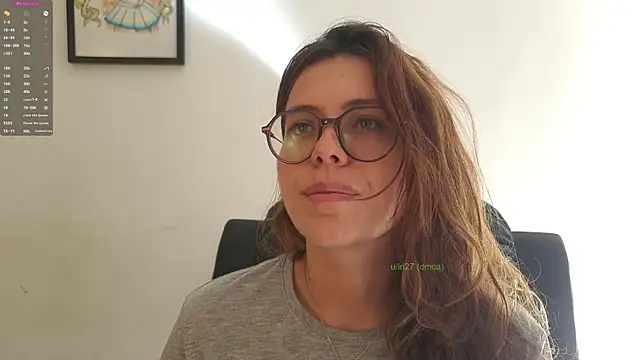 Snapshot of irinasweet27 chatting on 01/19/25, 01:44 irinasweet27 online show from 01/19/25, 01:44