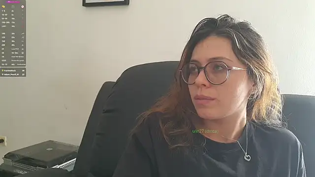 Snapshot of irinasweet27 chatting on 03/07/25, 12:45 irinasweet27 online show from 03/07/25, 12:45
