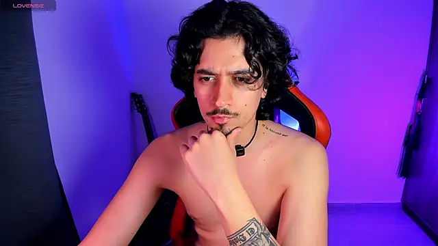 Alexfloresz online show from 06/03/26, 12:57