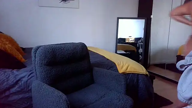 sarametisse26 online show from 02/25/26, 07:18