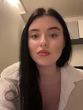 Angela Fosterr online show from 09/27/25, 04:01