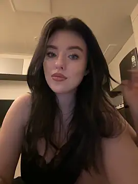 Snapshot of Angela_Fosterr chatting on 04/12/26, 05:51 Angela Fosterr online show from 04/12/26, 05:51