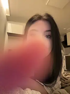 Snapshot of Angela_Fosterr chatting on 05/18/26, 06:36 Angela Fosterr online show from 05/18/26, 06:36
