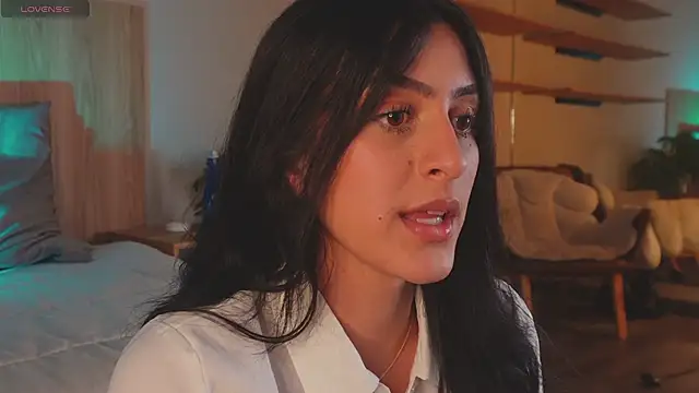 Snapshot of afrodita__25 chatting on 03/05/25, 02:57 afrodita 25 online show from 03/05/25, 02:57