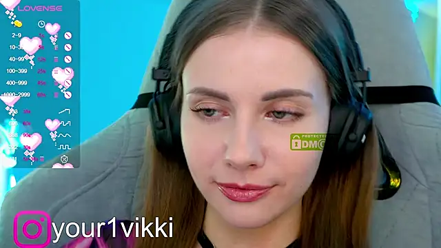 Snapshot of Vikki_Cheese chatting on 01/24/25, 08:11 Vikki Cheese online show from 01/24/25, 08:11