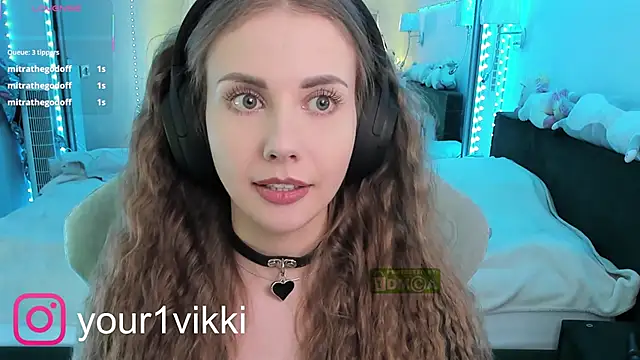 Snapshot of Vikki_Cheese chatting on 02/07/25, 11:34 Vikki Cheese online show from 02/07/25, 11:34