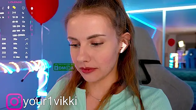 Snapshot of Vikki_Cheese chatting on 03/16/25, 10:31 Vikki Cheese online show from 03/16/25, 10:31