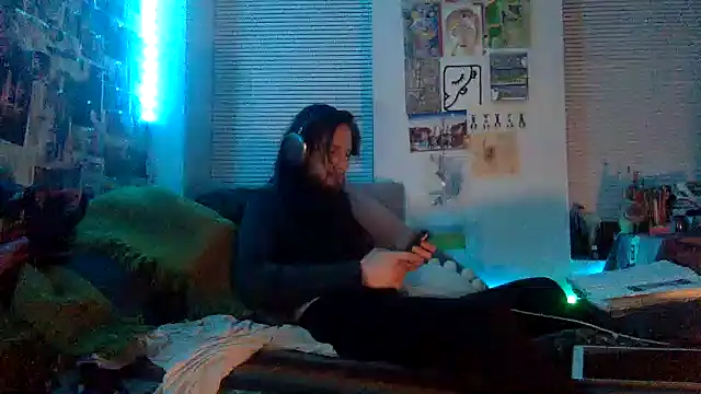 DownstairsSky online show from 12/24/24, 06:33