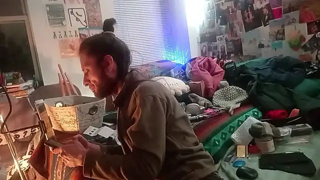 DownstairsSky online show from 01/11/25, 01:06