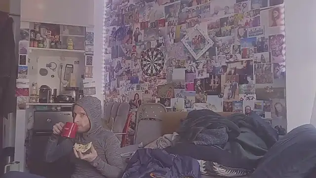 DownstairsSky online show from 02/17/25, 09:30