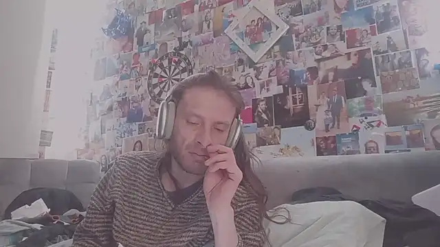 DownstairsSky online show from 03/03/25, 07:32