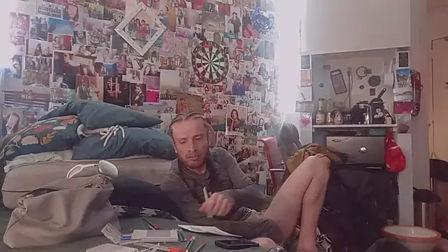 DownstairsSky online show from 03/12/25, 06:29