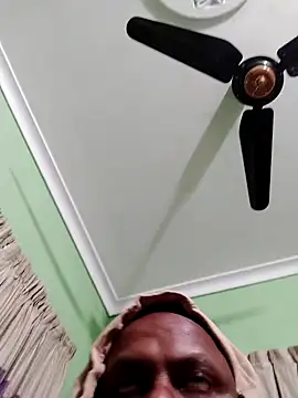 Snapshot of Niladri1410 chatting on 12/22/24, 01:22 Niladri1410 online show from 12/22/24, 01:22