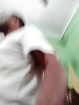 Snapshot of Niladri1410 chatting on 02/13/25, 05:48 Niladri1410 online show from 02/13/25, 05:48