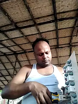 Snapshot of Niladri1410 chatting on 09/23/25, 12:46 Niladri1410 online show from 09/23/25, 12:46