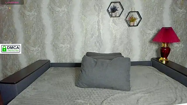 newlucky2023 online show from 11/13/25, 07:02