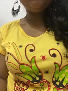 Snapshot of Dhum-Soni chatting on 09/13/25, 06:51 Dhum-Soni online show from 09/13/25, 06:51