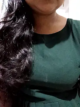 Snapshot of Dhum-Soni chatting on 09/17/25, 06:53 Dhum-Soni online show from 09/17/25, 06:53