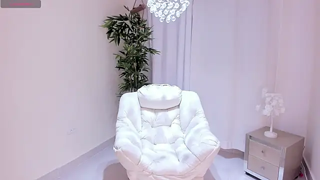 keissy rincon  online show from 04/16/26, 10:45