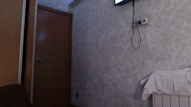 Latina BigBoobs online show from 03/15/26, 05:46