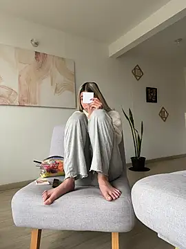 Ameellie online show from 10/29/25, 03:36